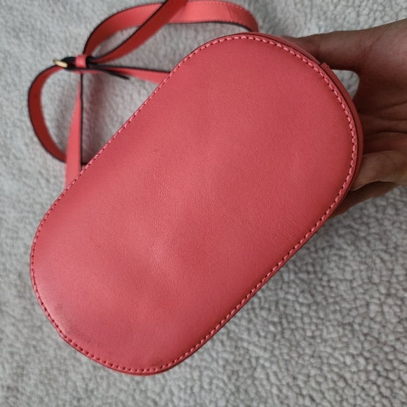 Kate Spade Saturday Hand Painted Monstera Heart Crossbody Bag Coral Green - Picture 7 of 16